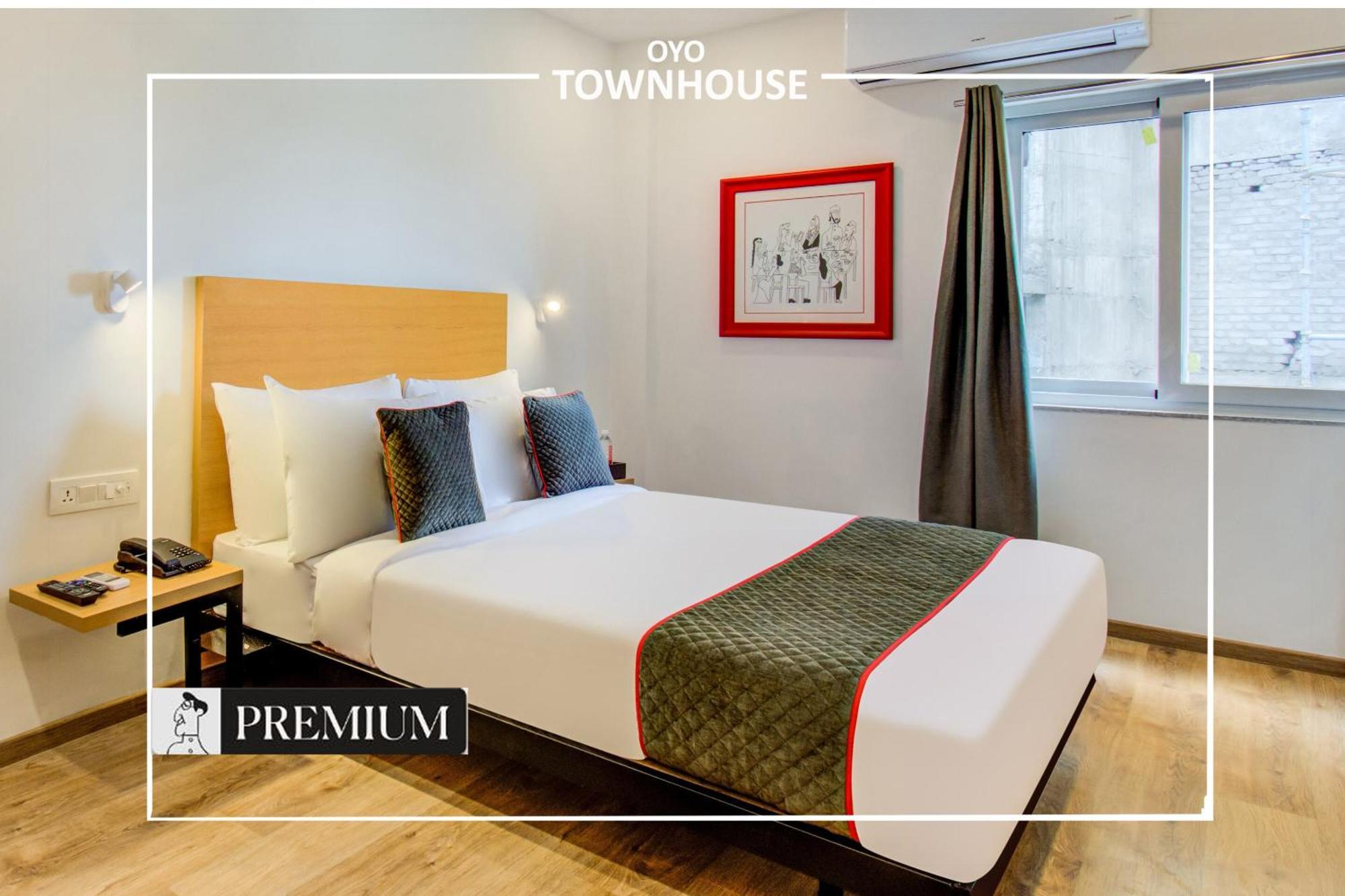 Townhouse 165 Netaji Road Otel Amhedabad Dış mekan fotoğraf